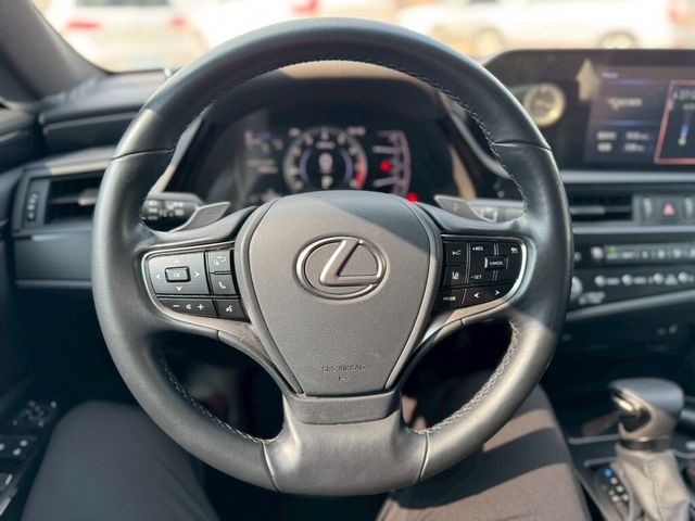 LEXUS凌志 ES200  第8張相片