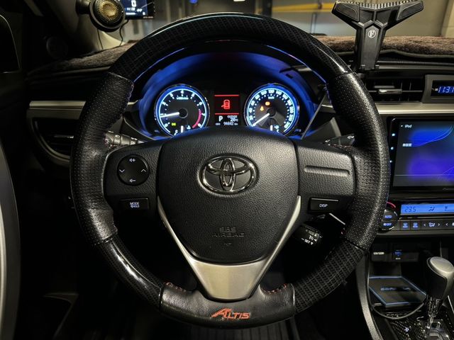 TOYOTA豐田 ALTIS  第7張相片