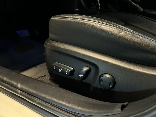 TOYOTA豐田 ALTIS  第12張相片