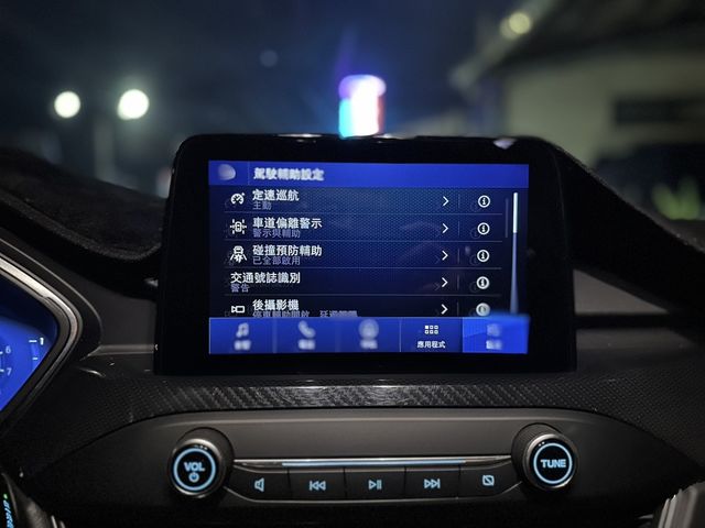 FORD福特 KUGA  第13張相片