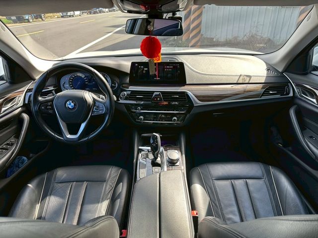 BMW寶馬 520I  第7張相片