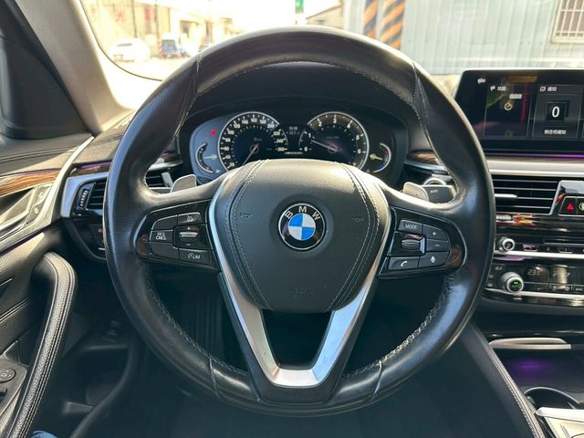 BMW寶馬 520I  第8張相片