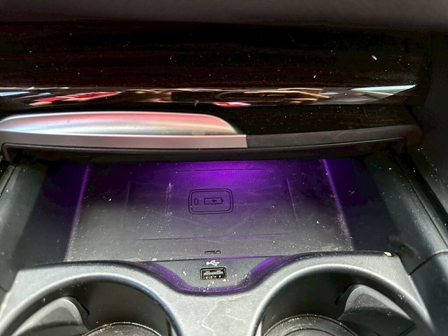 BMW寶馬 520I  第17張相片