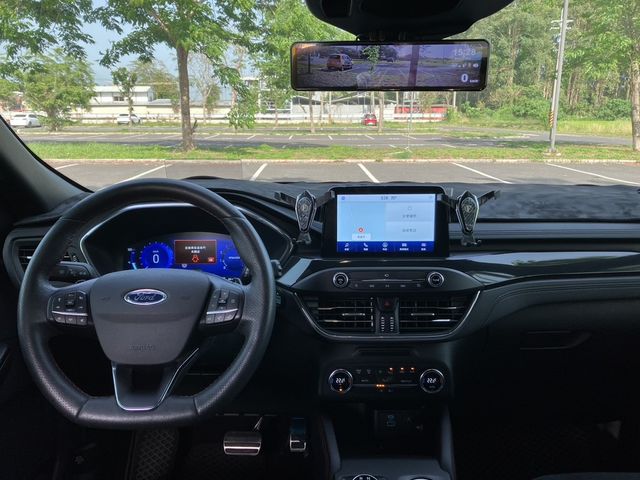 FORD福特 KUGA  第5張相片