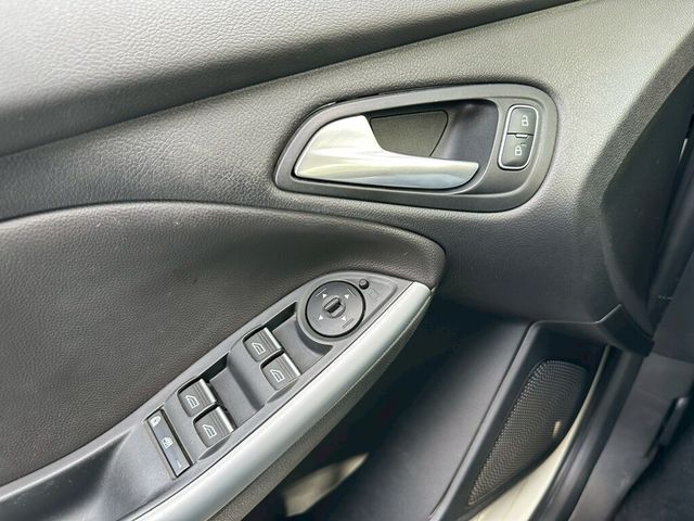 FORD福特 FOCUS  第10張相片