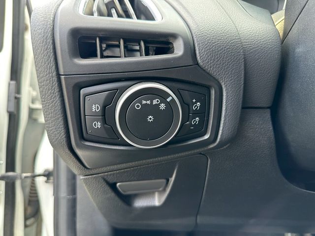 FORD福特 FOCUS  第11張相片