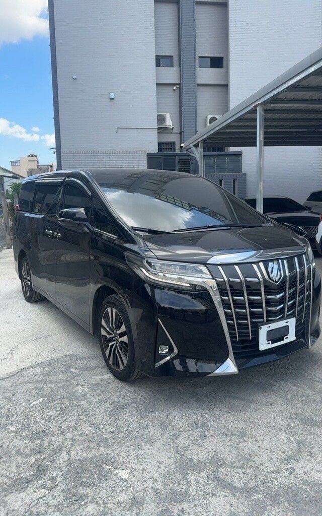 TOYOTA豐田 ALPHARD  第3張相片