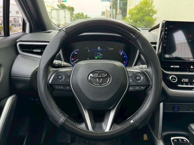 TOYOTA豐田 COROLLA CROSS HYBRID  第12張相片