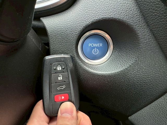 TOYOTA豐田 COROLLA CROSS HYBRID  第13張相片