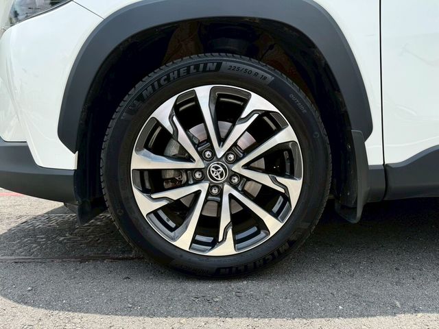 TOYOTA豐田 COROLLA CROSS HYBRID  第19張相片