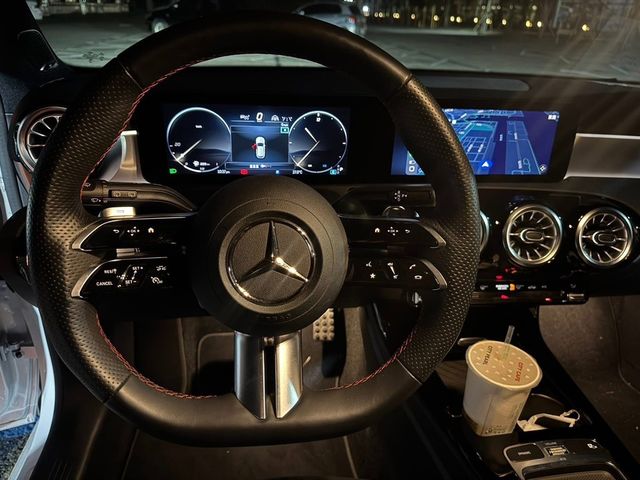 M-BENZ賓士 A180  第4張相片