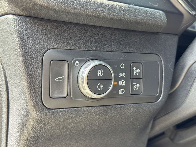 FORD福特 KUGA  第12張相片