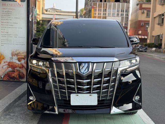 TOYOTA豐田 ALPHARD  第2張相片