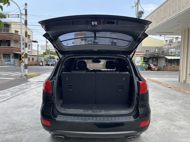 HYUNDAI現代 SANTA FE  第8張相片
