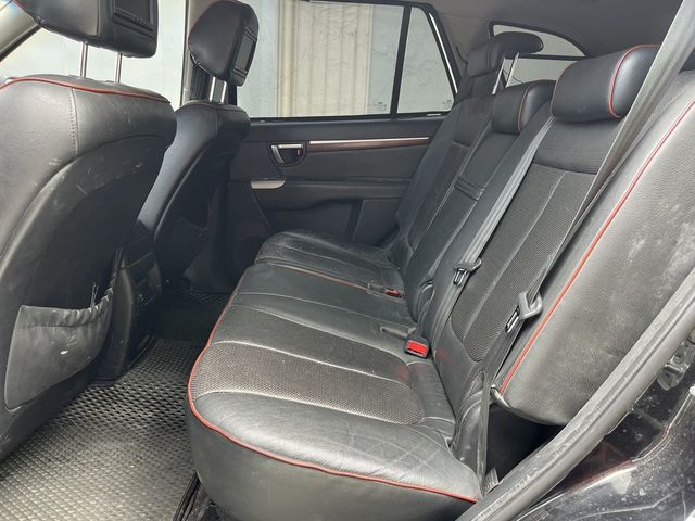 HYUNDAI現代 SANTA FE  第16張相片