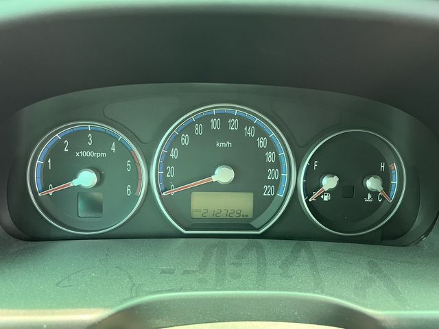 HYUNDAI現代 SANTA FE  第18張相片