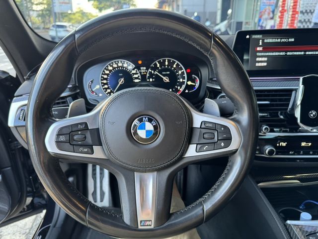 BMW寶馬 530I  第8張相片