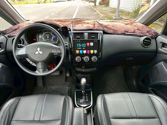 MITSUBISHI三菱 COLT PLUS  第10張相片