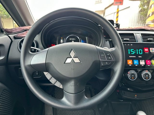 MITSUBISHI三菱 COLT PLUS  第11張相片