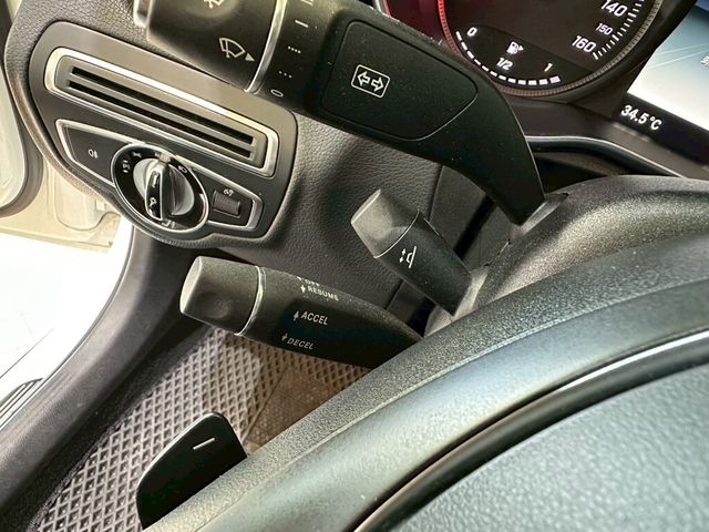 M-BENZ賓士 C300  第11張相片