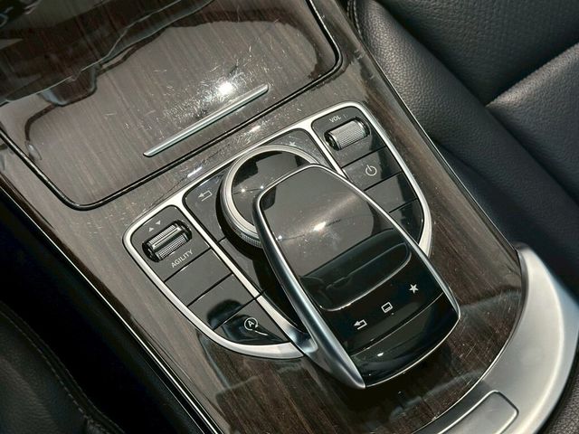 M-BENZ賓士 C300  第17張相片
