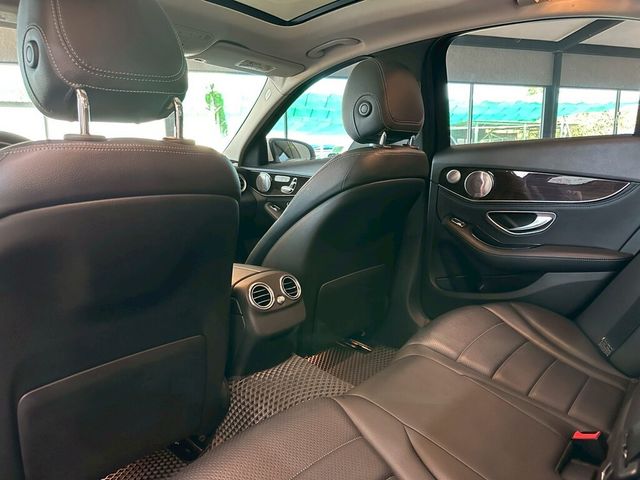 M-BENZ賓士 C300  第18張相片