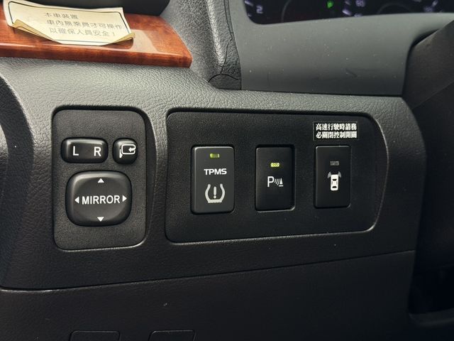 TOYOTA豐田 CAMRY  第13張相片