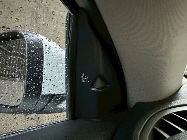 VOLVO富豪 V40  第11張相片