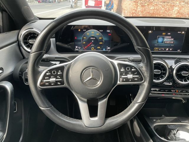 M-BENZ賓士 A220  第9張相片
