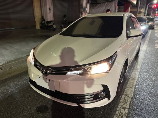 TOYOTA豐田 ALTIS  第1張相片