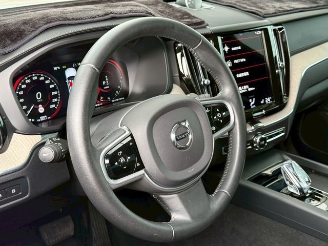 VOLVO富豪 XC60  第8張相片