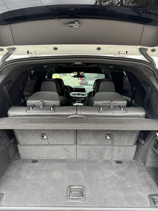 BMW寶馬 X7 XDRIVE50I  第6張相片