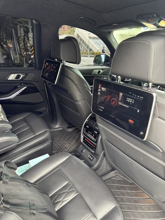 BMW寶馬 X7 XDRIVE50I  第15張相片