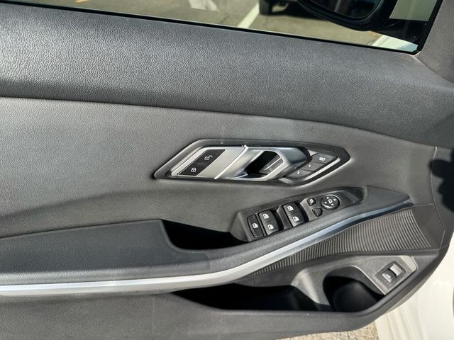 BMW寶馬 330I  第10張相片