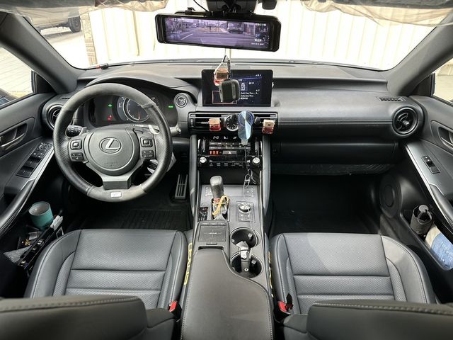 LEXUS凌志 IS 300H  第8張相片