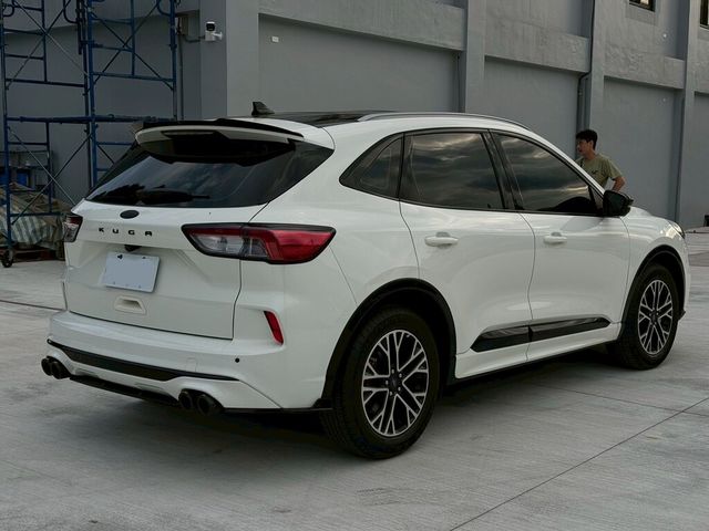 FORD福特 KUGA  第2張相片