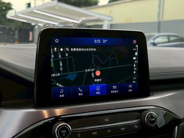 FORD福特 KUGA  第14張相片