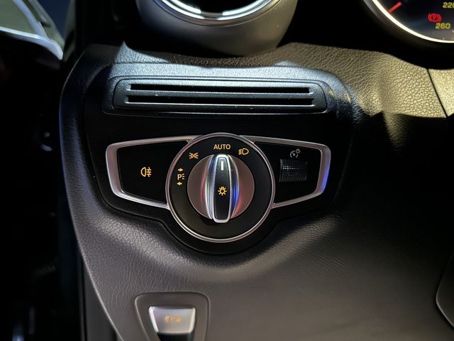 M-BENZ賓士 GLC300 AMG COUPE  第10張相片