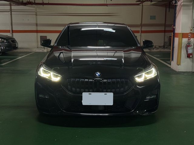 BMW寶馬 218I M SPORT  第2張相片