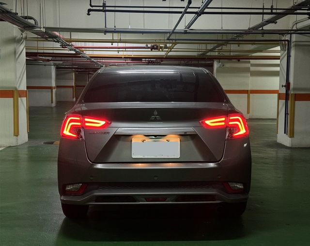 MITSUBISHI三菱 GRAND LANCER  第5張相片