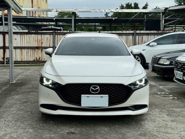 MAZDA馬自達 MAZDA 3  第2張相片