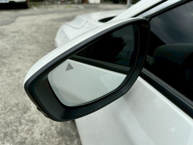 MAZDA馬自達 MAZDA 3  第5張相片