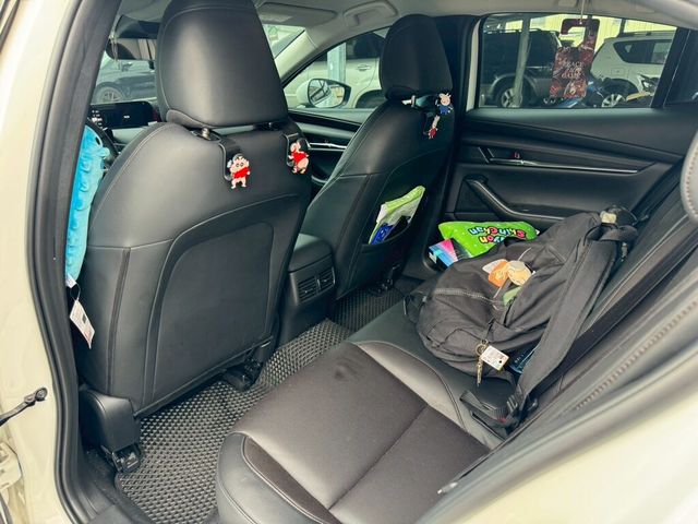MAZDA馬自達 MAZDA 3  第18張相片