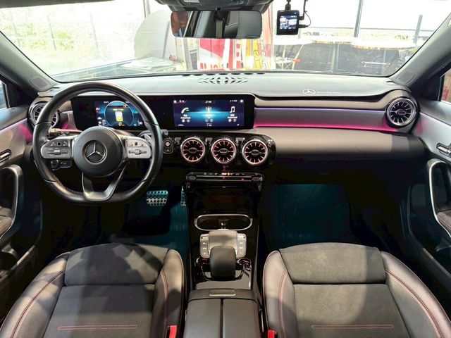 M-BENZ賓士 A180  第8張相片