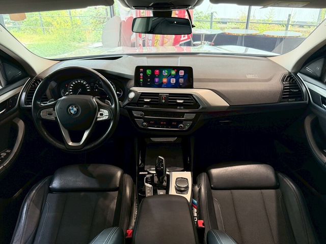 BMW寶馬 X4 XDRIVE20I  第7張相片