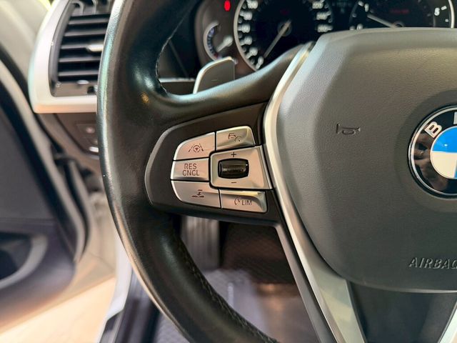 BMW寶馬 X4 XDRIVE20I  第12張相片