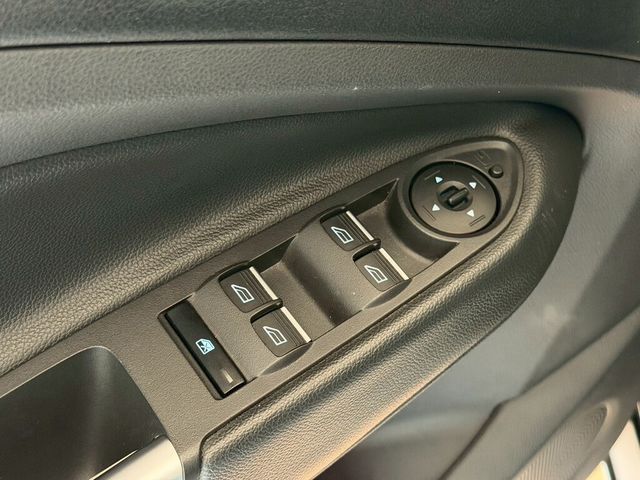 FORD福特 KUGA  第10張相片