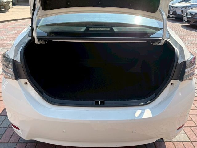 TOYOTA豐田 ALTIS  第7張相片