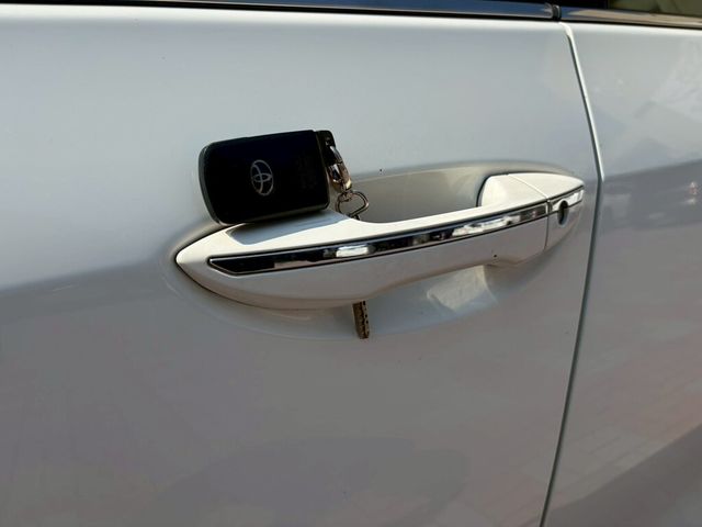 TOYOTA豐田 ALTIS  第8張相片