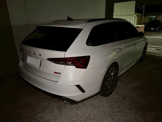 SKODA司科達 OCTAVIA COMBI  第3張相片